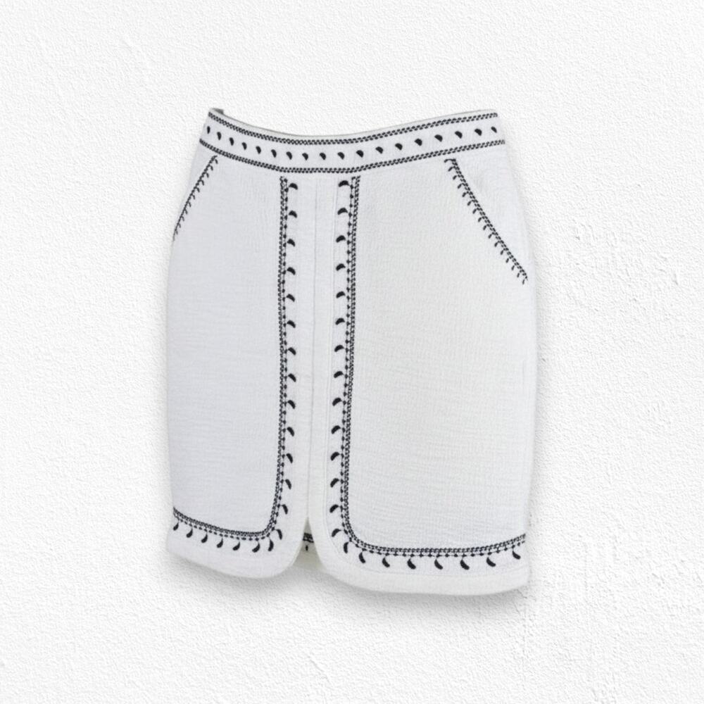 Dolan Left Coast White Textured Embroidered Mini Skirt Size Small Pockets Lined